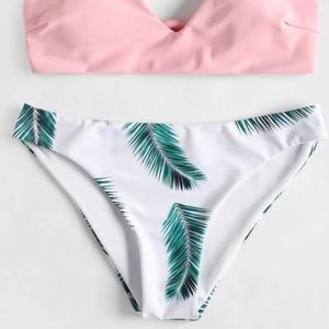 🍍NWOT Palm Bikini Bottoms